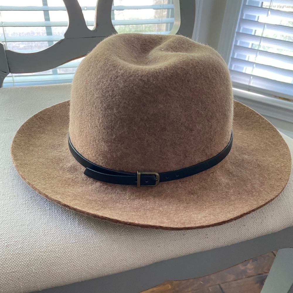 Light brown / tan hat